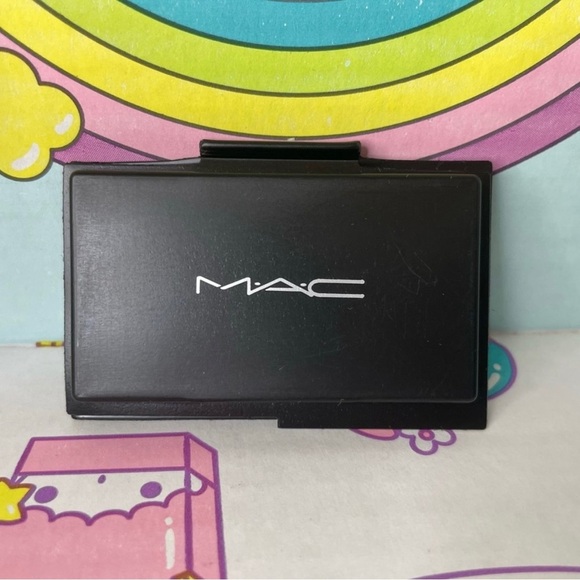 NWT (+FREE POUCH) MAC Makeup Bundle - Picture 7 of 13
